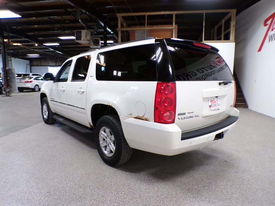 2011 GMC Yukon XL  - Tom's Credit City