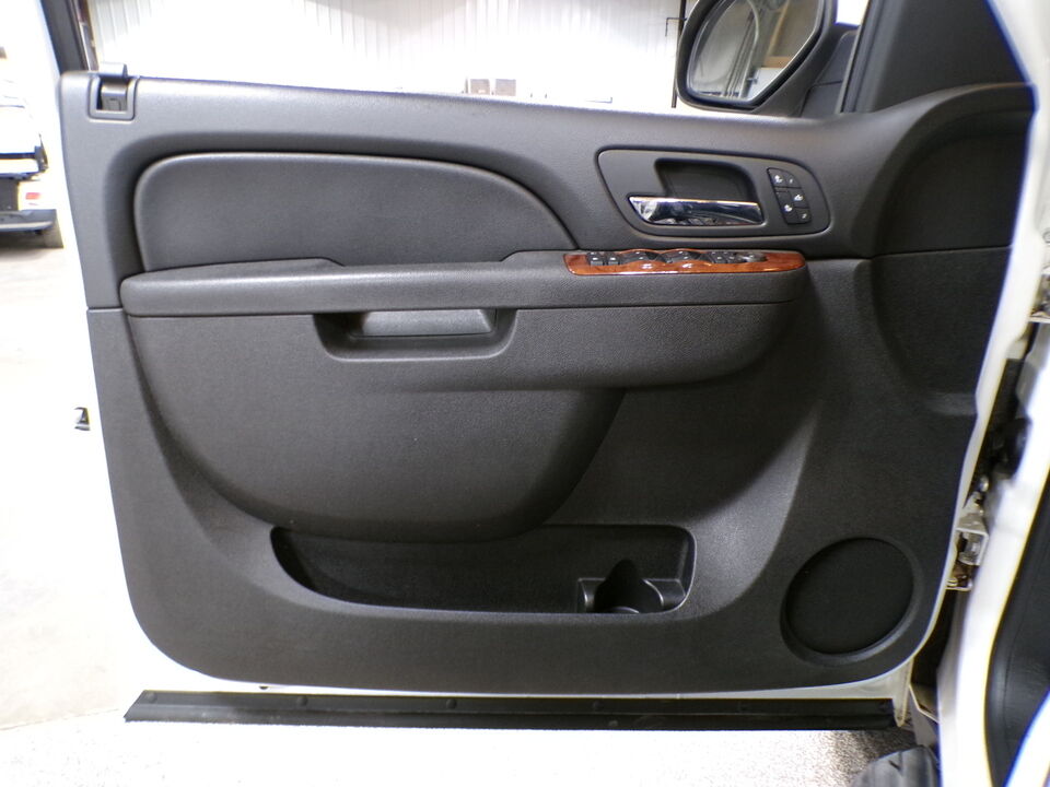 2011 GMC Yukon XL  - Tom's Credit City
