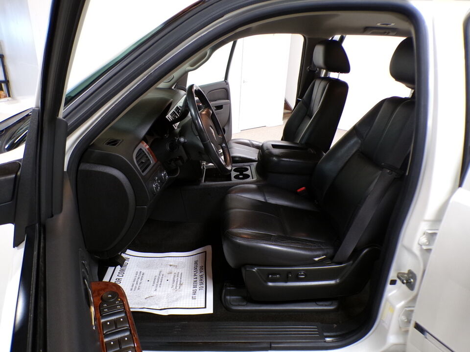 2011 GMC Yukon XL  - Tom's Credit City