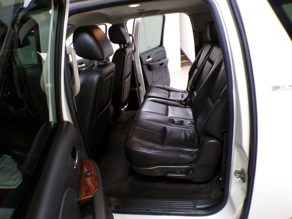 2011 GMC Yukon XL  - Tom's Credit City