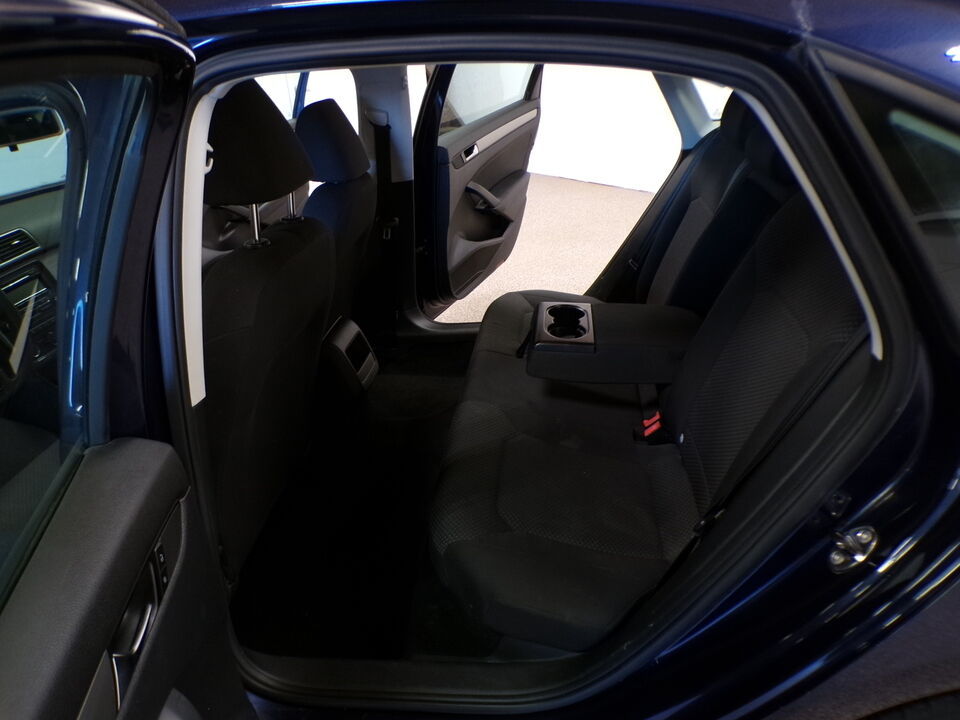2013 Volkswagen Passat  - Tom's Credit City
