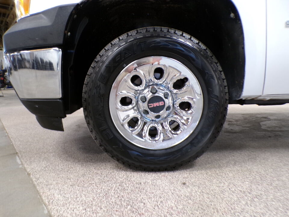 2012 GMC Sierra 1500  - Tom's Budget Cars