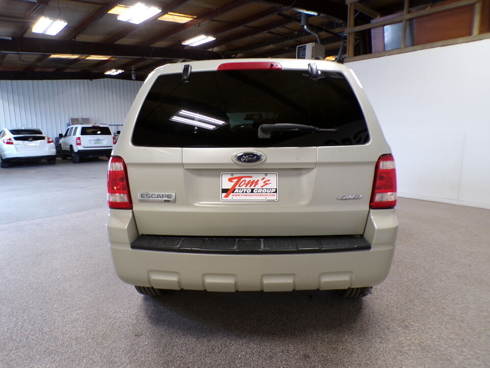 2009 Ford Escape  - Tom's Auto Sales, Inc.