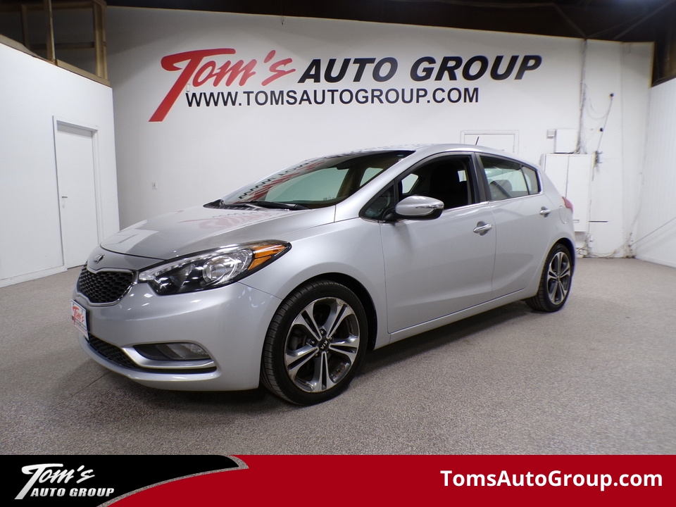 2016 Kia FORTE 5-DOOR EX  - W92184  - Toms Auto Sales West