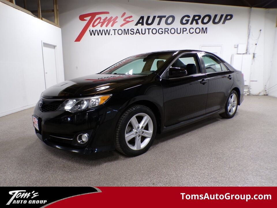 2013 Toyota Camry  - Tom's Auto Group