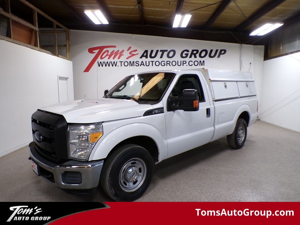 2015 Ford F-350  - Tom's Auto Sales, Inc.