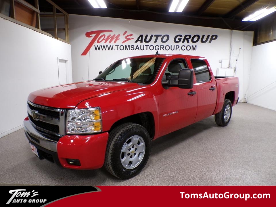 2011 Chevrolet Silverado 1500 LT  - T25703L  - Tom's Truck