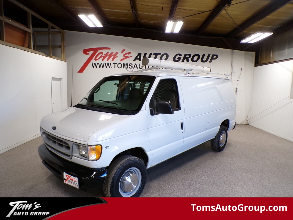 2002 Ford Econoline Cargo Van  - N25610L  - Tom's Auto Group