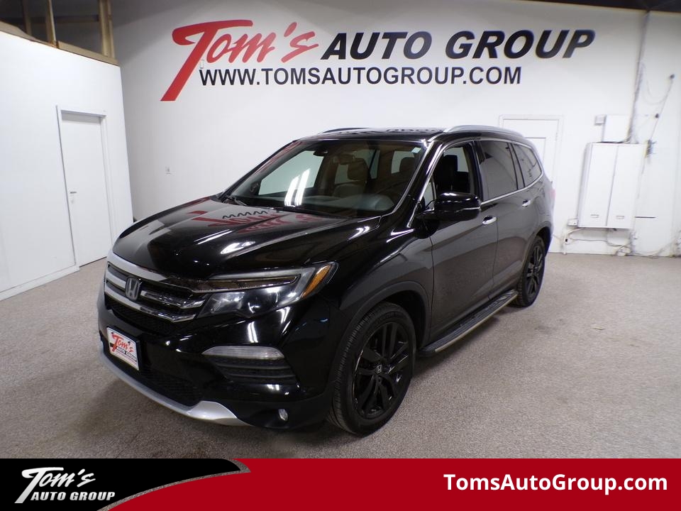 2016 Honda Pilot Touring  - W02147L  - Toms Auto Sales West