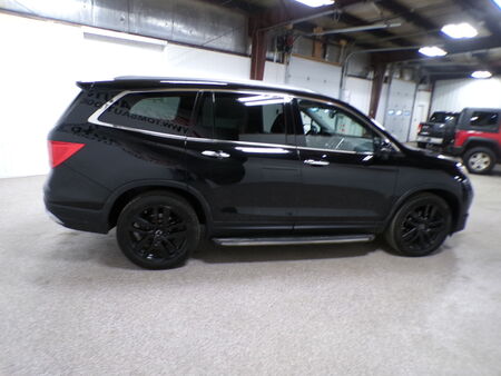 2016 Honda Pilot  - Tom's Credit City