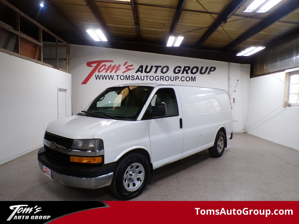 2014 Chevrolet Express Cargo Van  - T99975L  - Tom's Auto Group