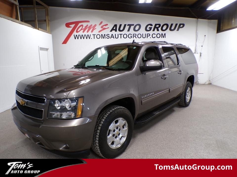 2014 Chevrolet Suburban LT  - M17678  - Tom's Auto Sales, Inc.