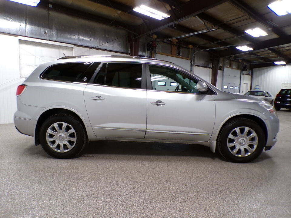 2017 Buick Enclave  - Tom's Budget Cars