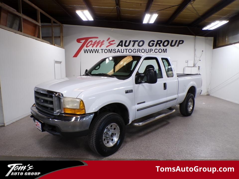 2000 Ford F-250 Lariat  - N28675L  - Tom's Auto Group