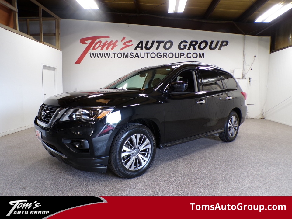 2019 Nissan Pathfinder SL  - W34420L  - Tom's Auto Group