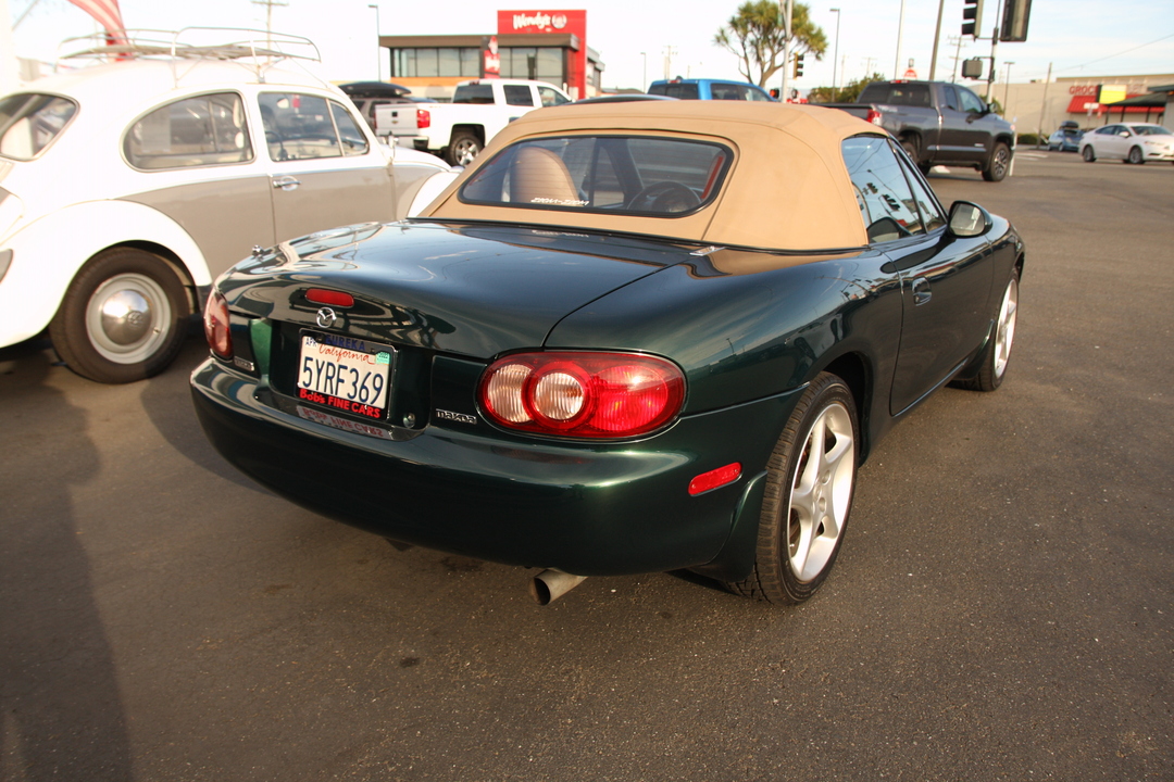 2002 Mazda MX-5 Miata  - Bob's Fine Cars