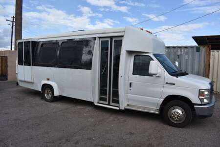 2009 Ford Econoline Commercial Cutaway E-450 for Sale  - 22029  - Dynamite Auto Sales