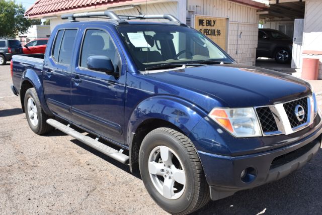 2007 Nissan Frontier LE 2WD Crew Cab  - W25008  - Dynamite Auto Sales