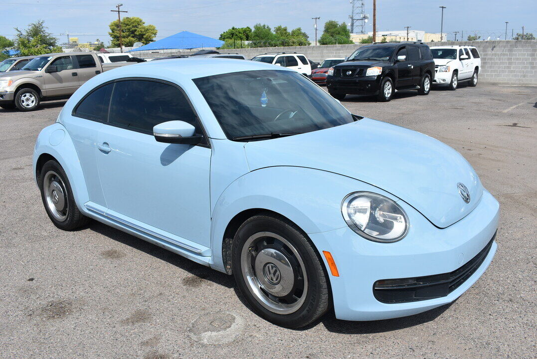 2012 Volkswagen Beetle  - Dynamite Auto Sales