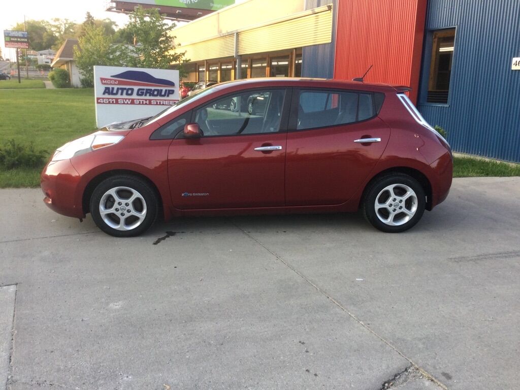 2015 Nissan LEAF  - MCCJ Auto Group