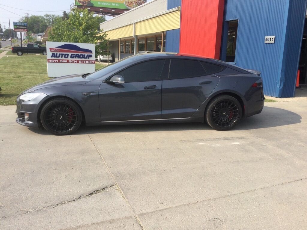 2016 Tesla Model S  - MCCJ Auto Group