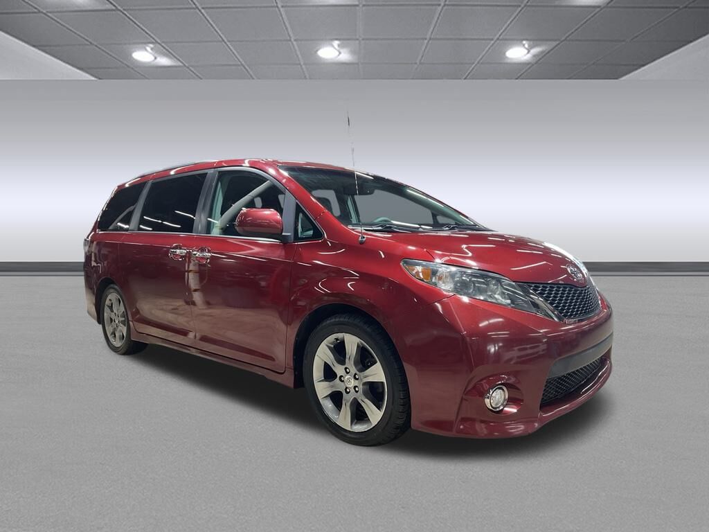 2014 Toyota Sienna  - MCCJ Auto Group