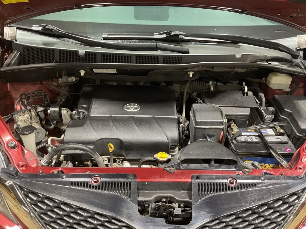 2014 Toyota Sienna  - MCCJ Auto Group