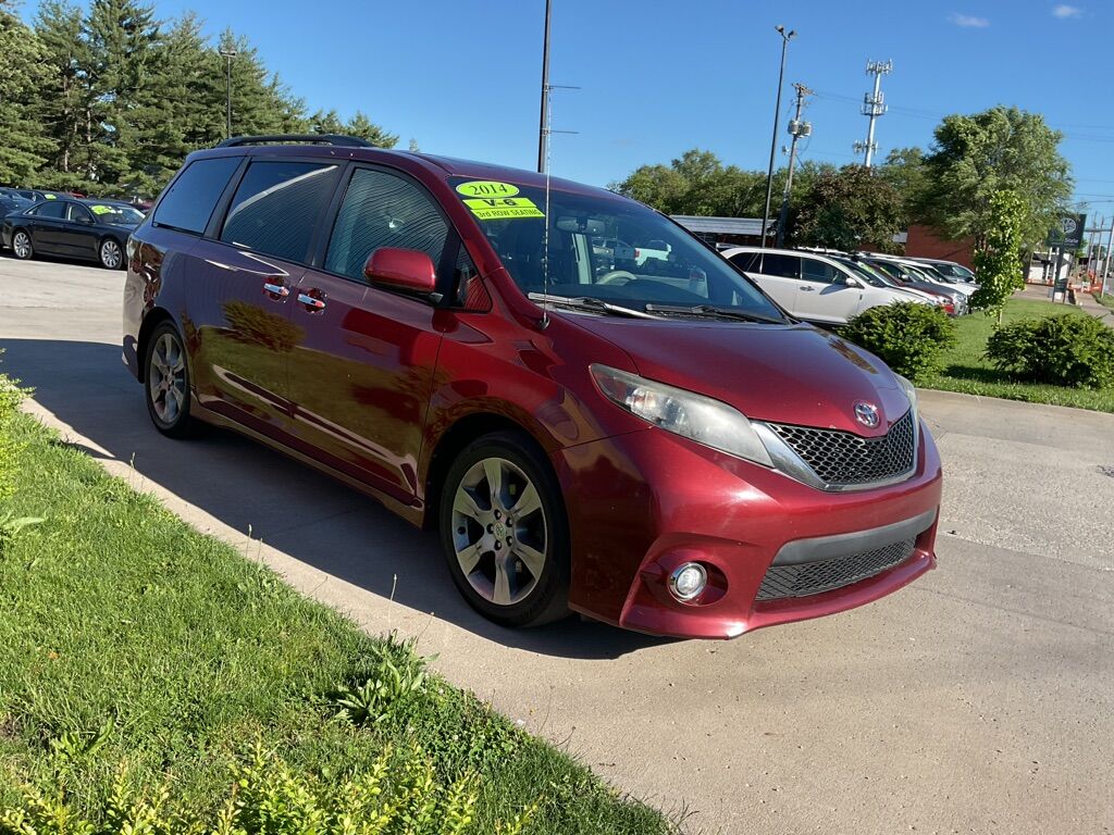 2014 Toyota Sienna  - MCCJ Auto Group