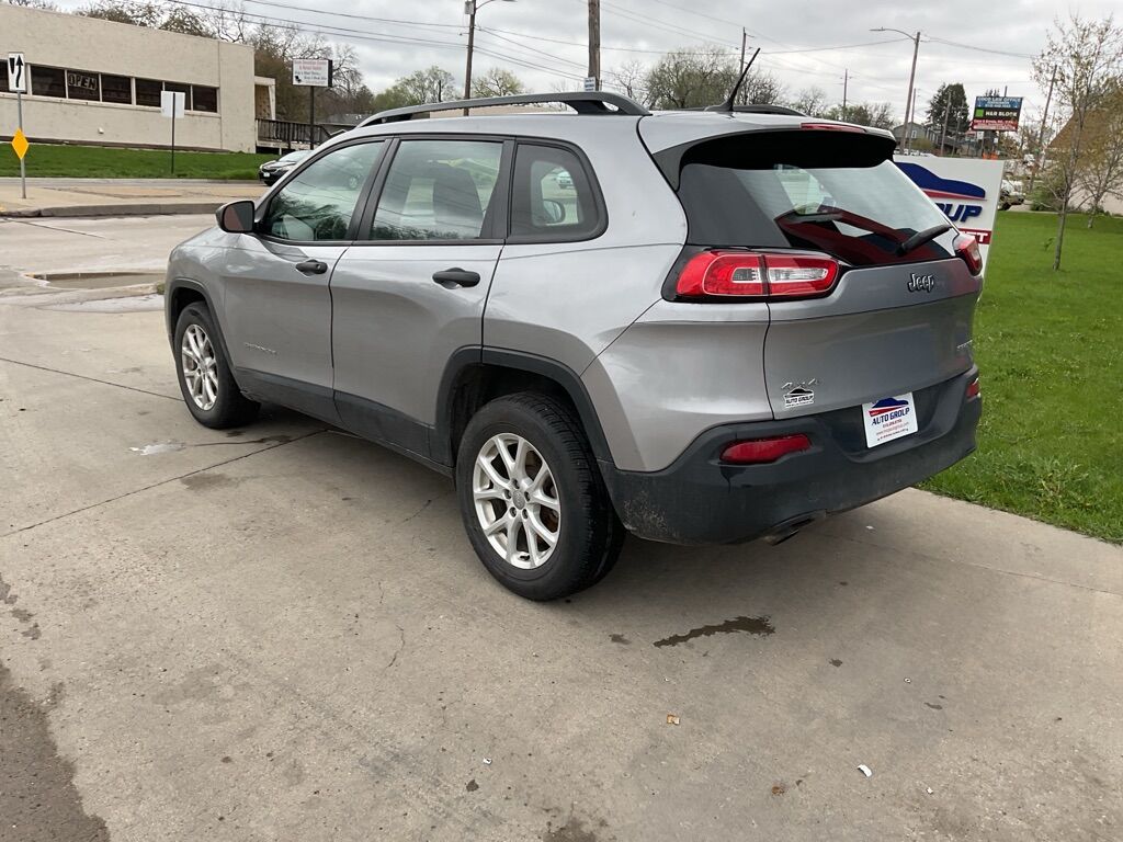 2016 Jeep Cherokee  - MCCJ Auto Group