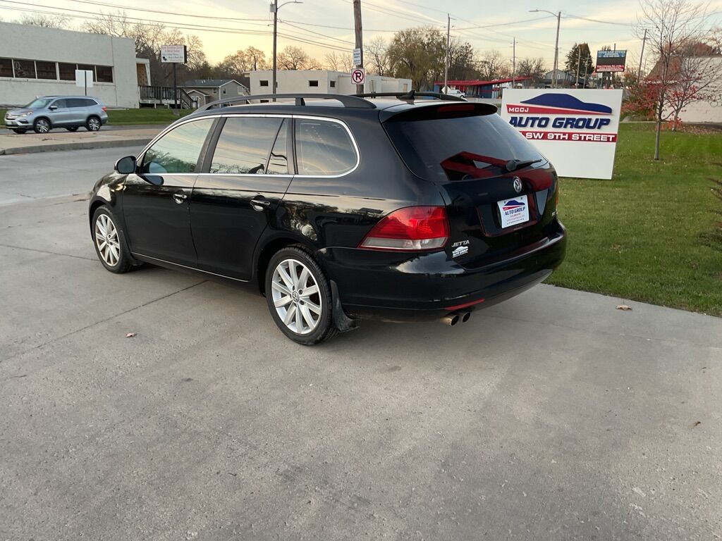 2013 Volkswagen Jetta  - MCCJ Auto Group