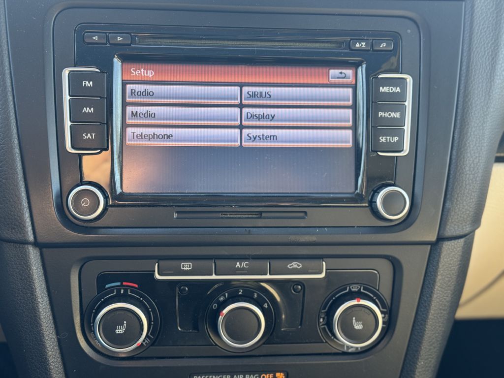 2013 Volkswagen Jetta  - MCCJ Auto Group