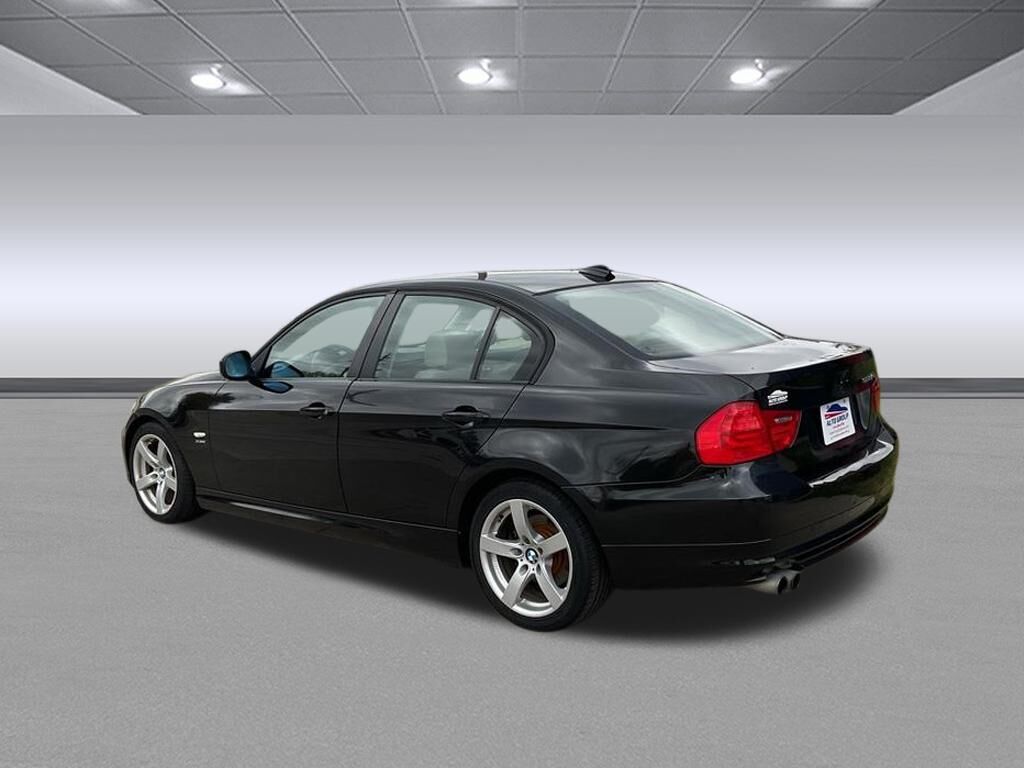 2011 BMW 3 Series  - MCCJ Auto Group