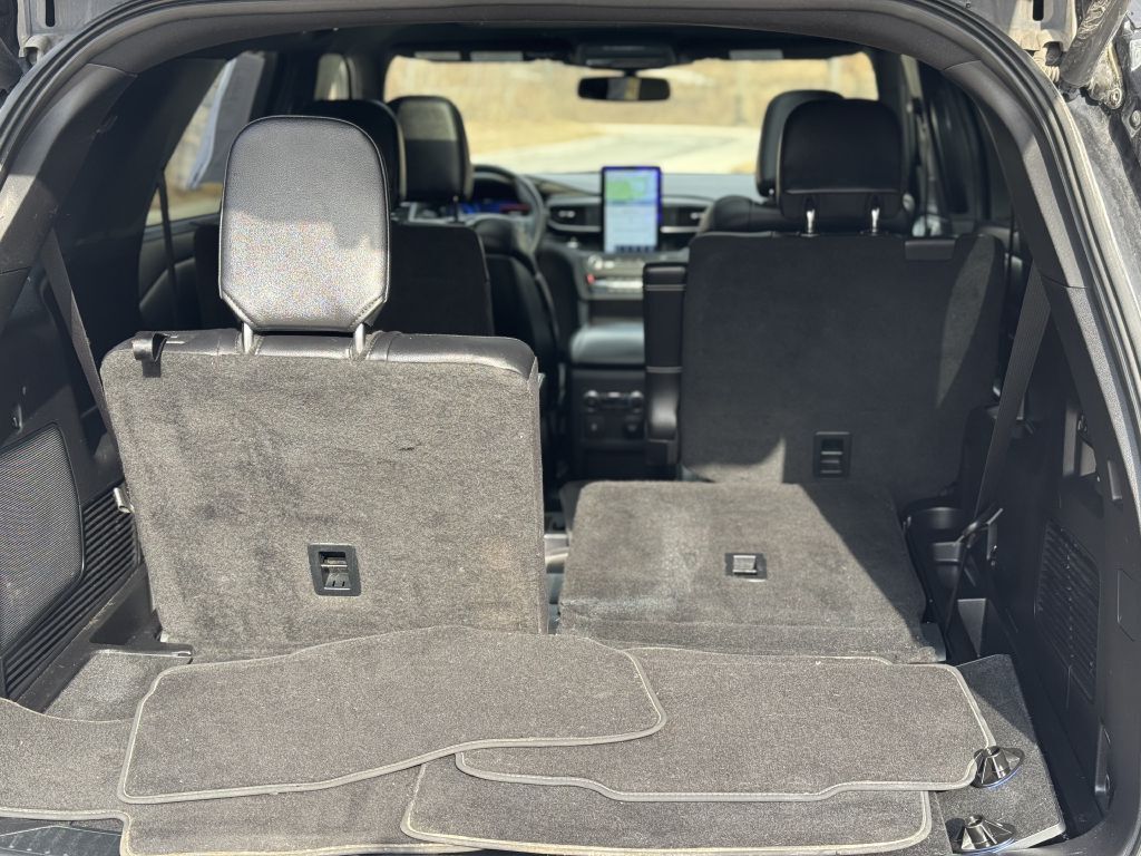 2020 Ford Explorer  - MCCJ Auto Group