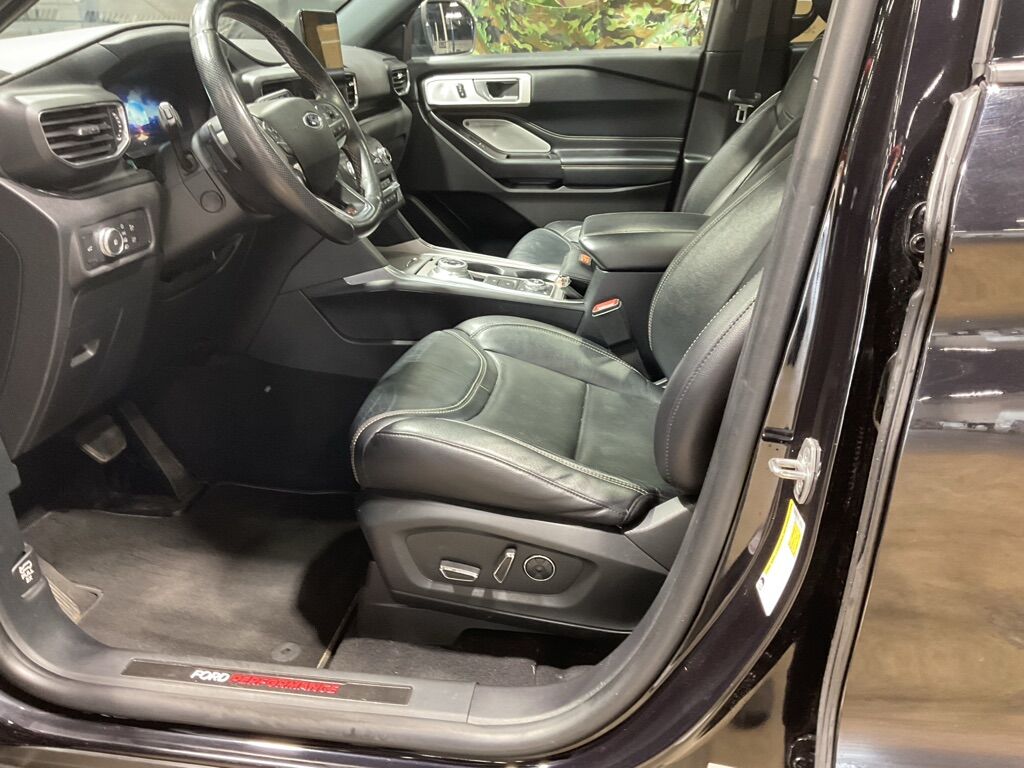 2020 Ford Explorer  - MCCJ Auto Group