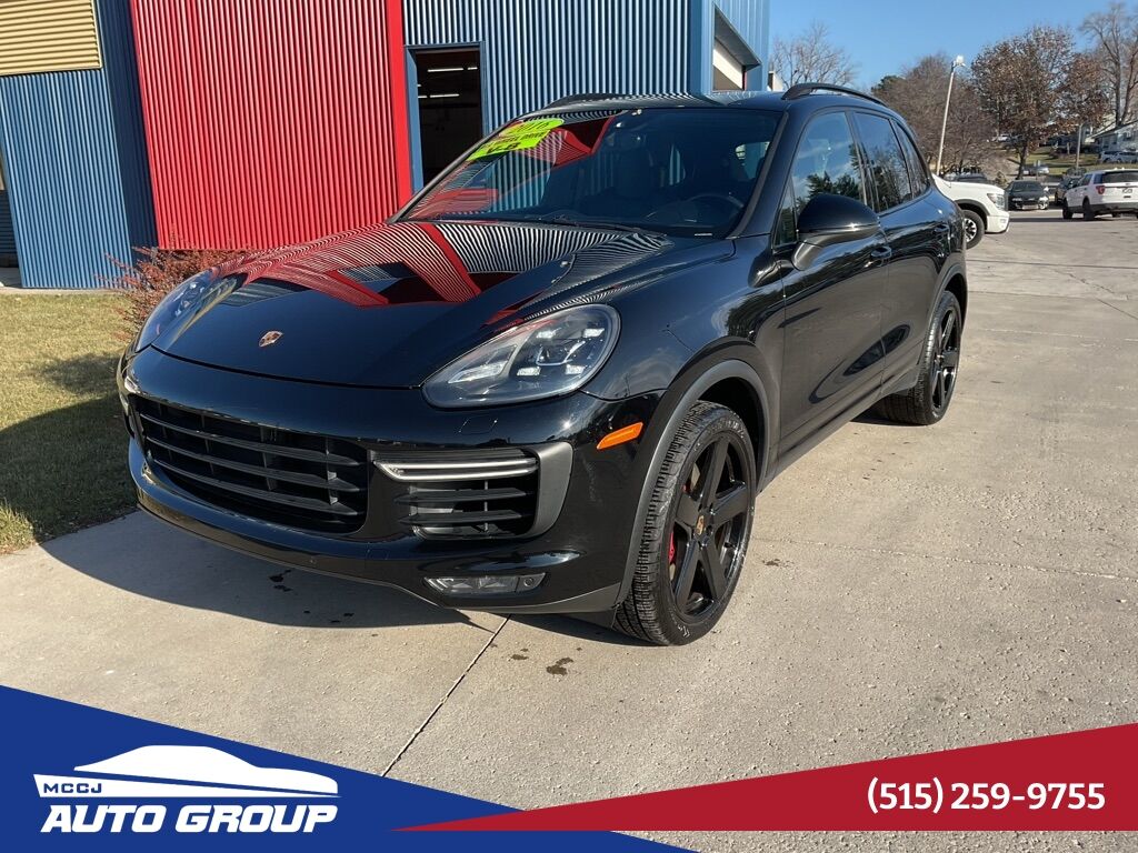 2016 Porsche Cayenne  - MCCJ Auto Group