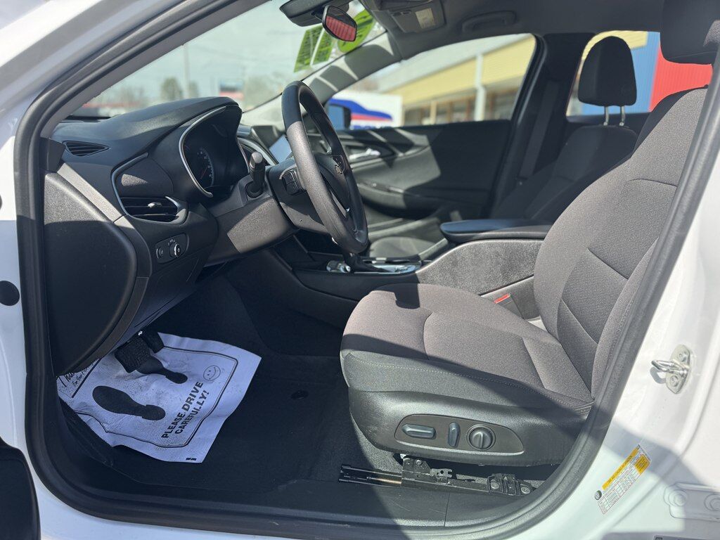 2023 Chevrolet Malibu  - MCCJ Auto Group