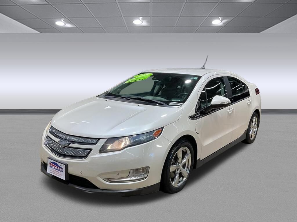 2013 Chevrolet Volt  - MCCJ Auto Group