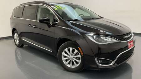 2017 Chrysler Pacifica Wagon for Sale  - 17313  - C & S Car Company