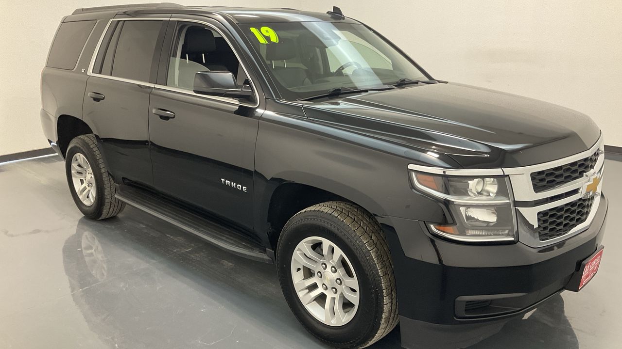2019 Chevrolet Tahoe 4D SUV 4WD  - 18560  - C & S Car Company