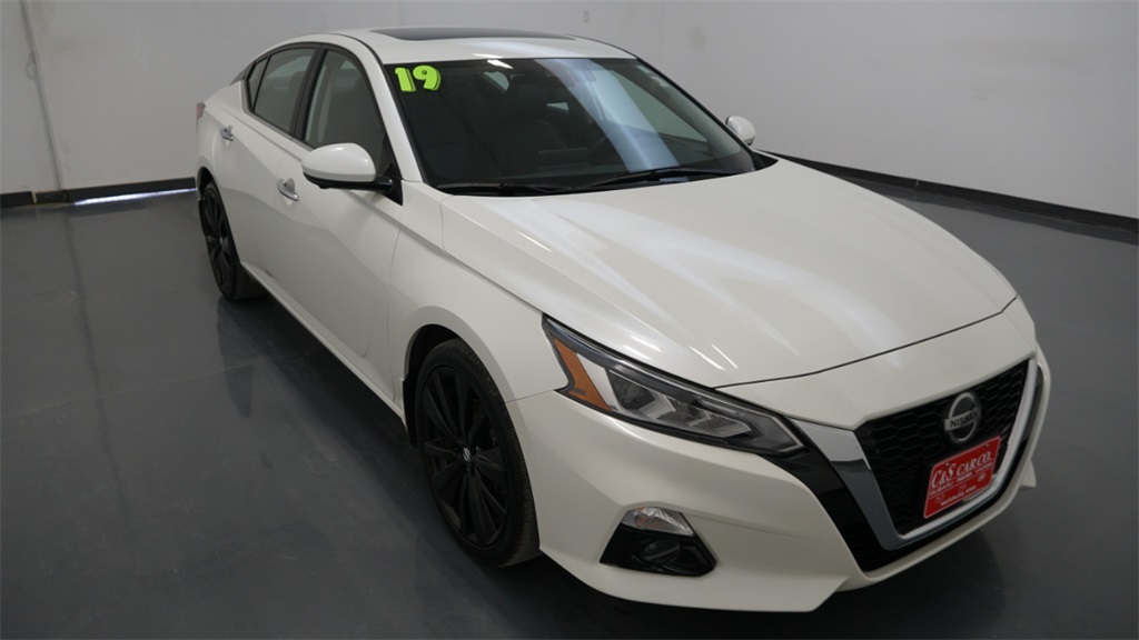 2019 Nissan Altima 2.5 Platinum AWD  - FHY11335A  - C & S Car Company