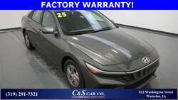 2025 Hyundai Elantra SE