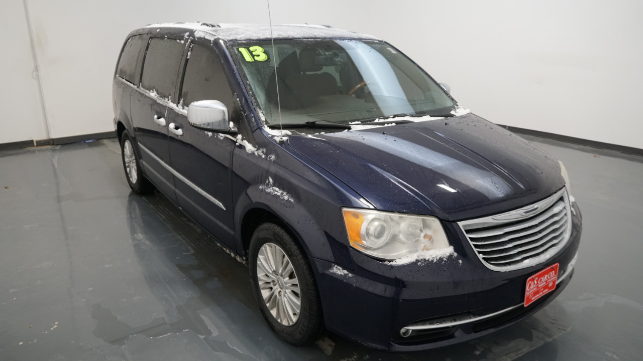 2013 Chrysler Town & Country Limited  - FHY11223C  - C & S Car Company II