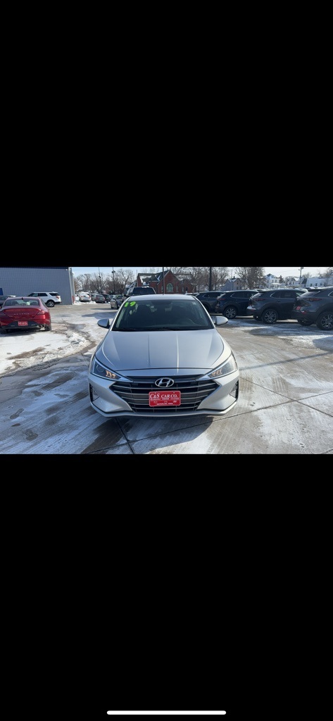 2019 Hyundai Elantra SE  - CHY11507A  - C & S Car Company