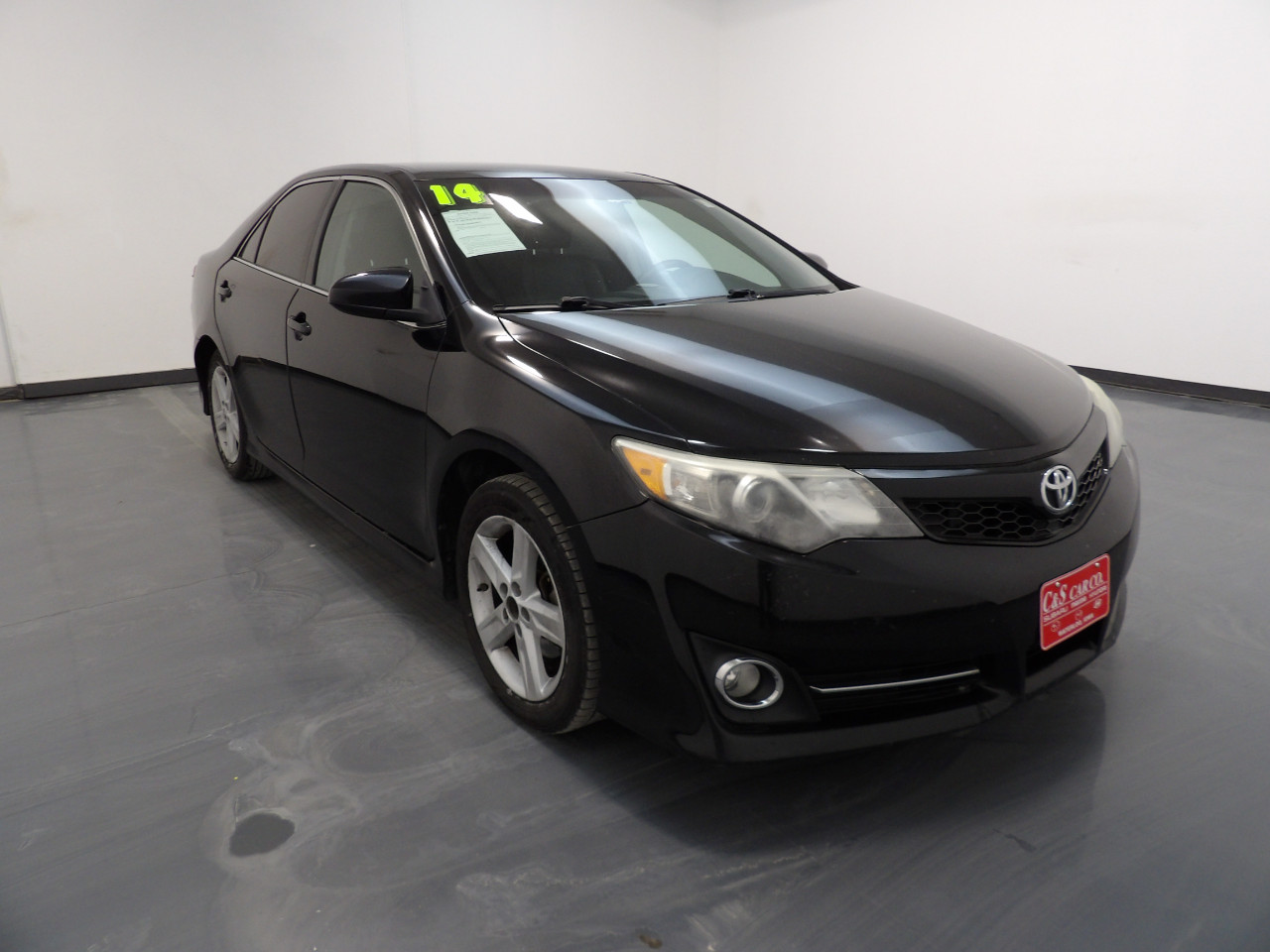 2014 Toyota Camry LE  - CGS1611B  - C & S Car Company