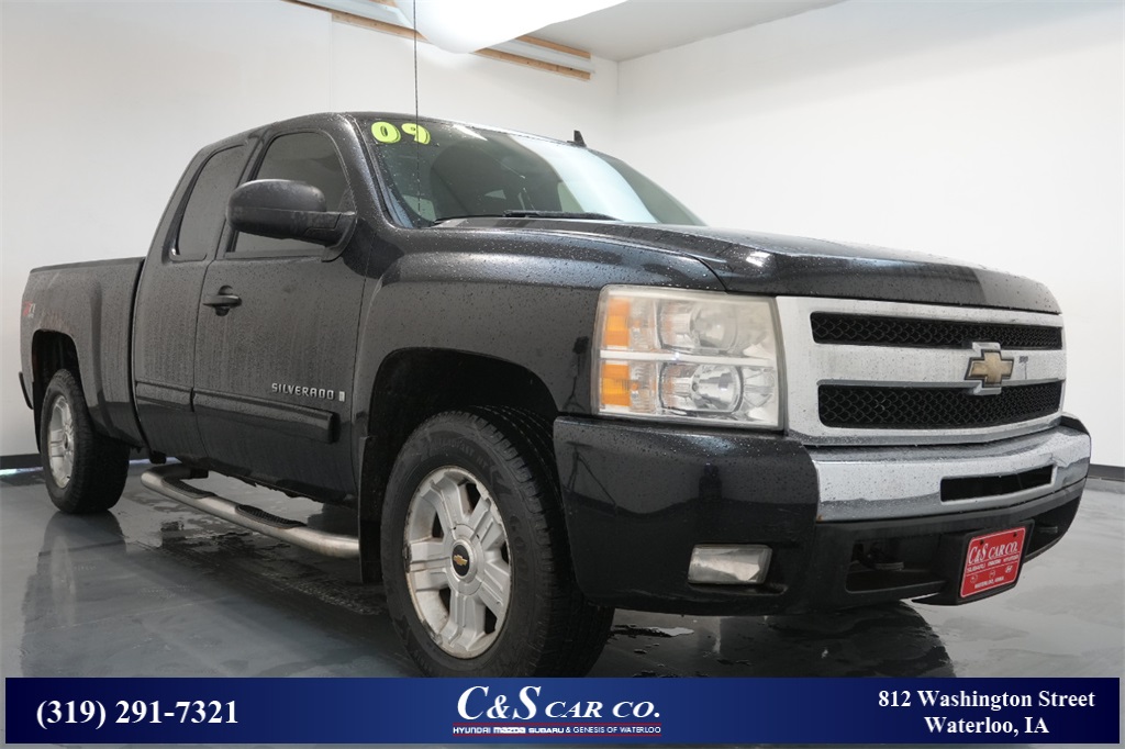 2009 Chevrolet Silverado 1500 LT 4WD Extended Cab  - KHY11375B  - C & S Car Company II
