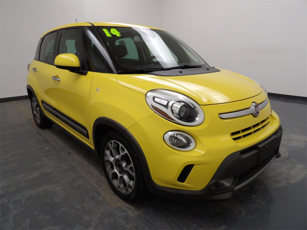 2014 Fiat 500L Trekking  - CHY11564A  - C & S Car Company