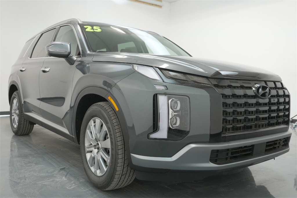 2025 Hyundai Palisade SEL AWD  - HY11716  - C & S Car Company II