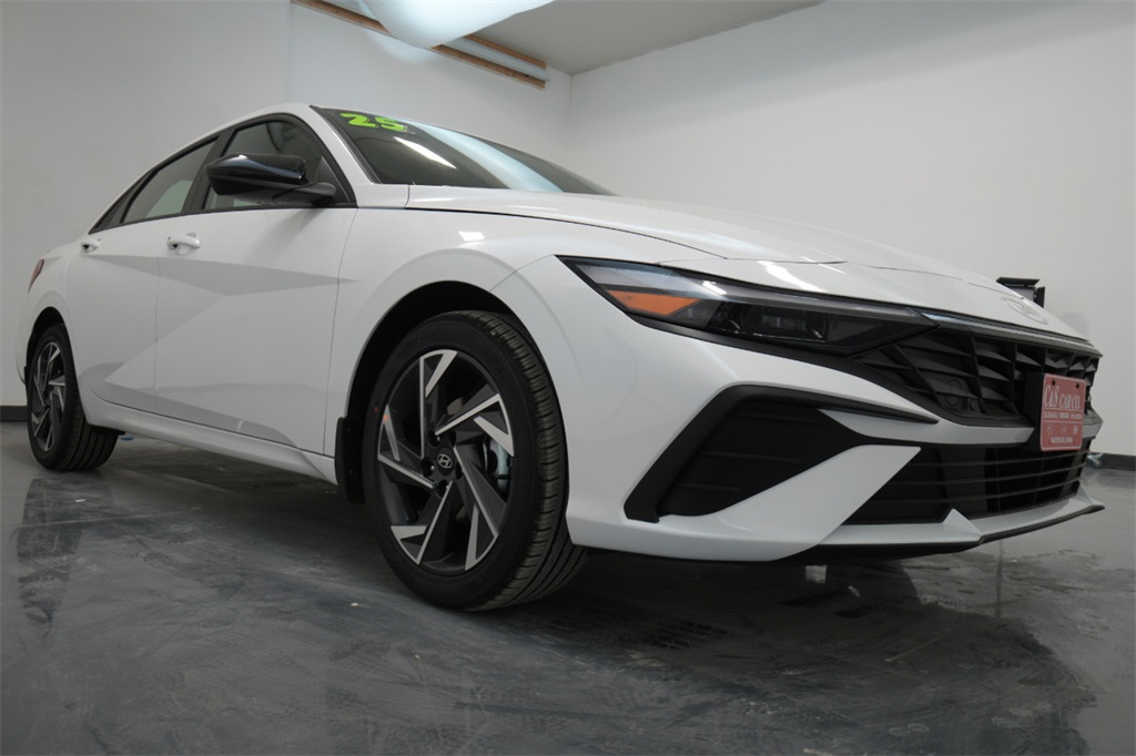2025 Hyundai Elantra SEL Sport  - HY11794  - C & S Car Company