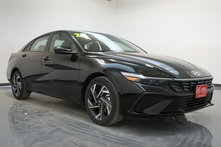 2025 Hyundai Elantra  - C & S Car Company