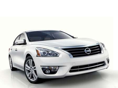 2013 Nissan Altima 2.5 SV for Sale  - CGS1422C  - C & S Car Company